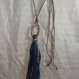 Adjustable T-Yarn necklace - Dark Blue