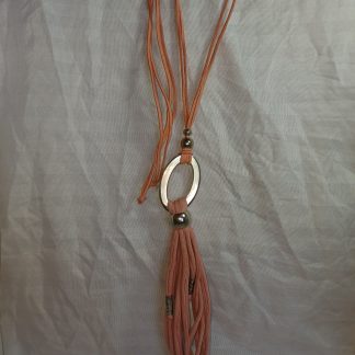 Adjustable T-Yarn necklace - Light Pink